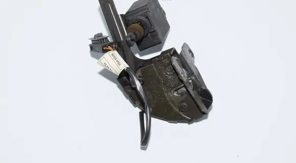 BMW 5 E39 Tailgate/trunk/boot lock/catch/latch 8384069 8238469