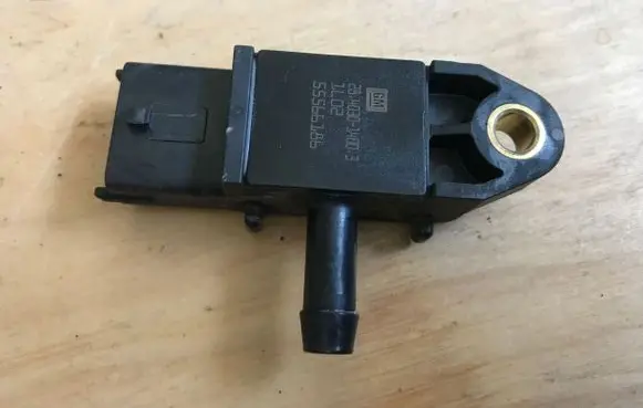 Opel Corsa D Exhaust gas pressure sensor 55566186