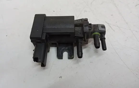 Peugeot Expert Turbo solenoid valve 9674084680