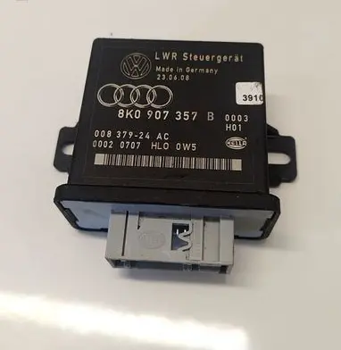 Audi A5 8T 8F Light module LCM 8K0907357B