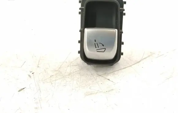 Mercedes-Benz C W205 Seat control switch 2059058404 2059052213