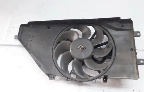 Ford Probe Radiator cooling fan shroud