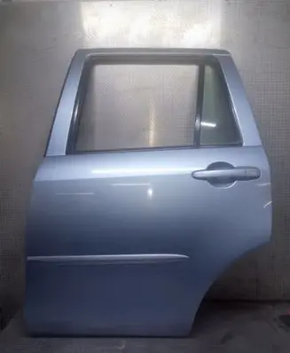 Mazda 2 Rear door