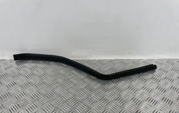 Mercedes-Benz C W205 Engine compartment rubber A2058870400
