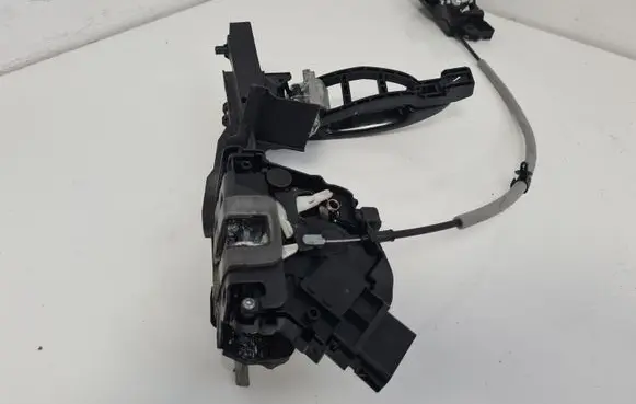 Ford S-MAX Front door lock 6M2AR21813EB