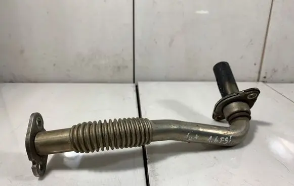 Volkswagen Golf Plus EGR valve line/pipe/hose 03C131521P
