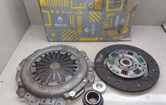 Renault Megane I Clutch set kit 7701470246 7700104910 7700102033