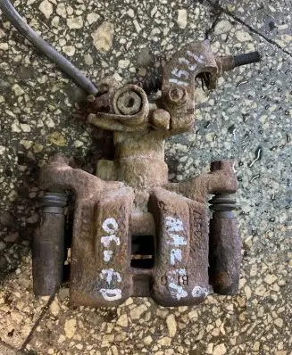 Mazda 6 Rear brake caliper