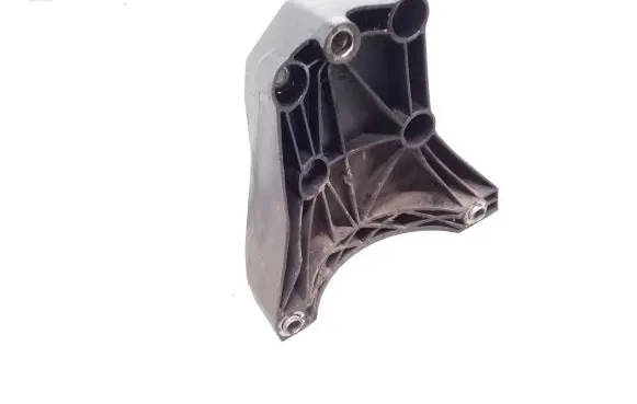 BMW 5 E60 E61 A/C compressor mount bracket 7792202 64557792202
