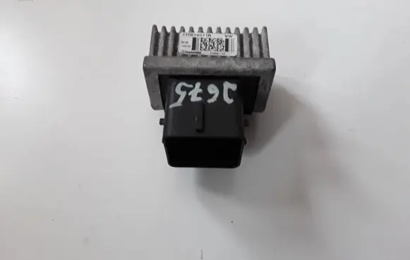 Glow plug pre-heat relay