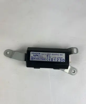 Lexus LS 430 Door central lock control unit/module 8999150020