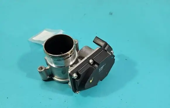 Volkswagen PASSAT CC Throttle body valve IMPRK1542755
