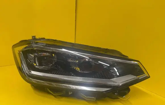 Volkswagen Golf Sportsvan Headlight/headlamp 517941082