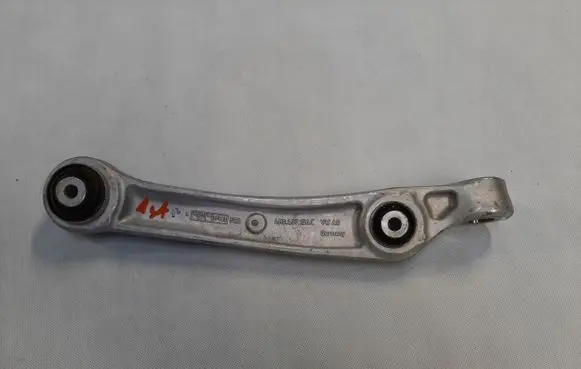 Audi Q7 4M Front lower control arm/wishbone 4M0407156C