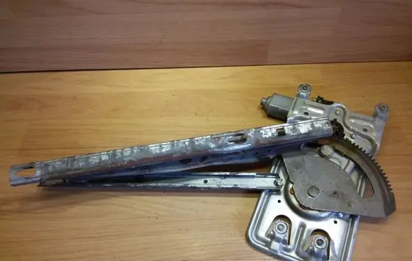 Chrysler 300M Rear door window regulator with motor 4574106
