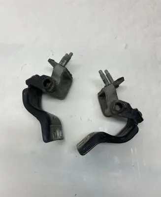 Volkswagen PASSAT B6 Tailgate/trunk/boot hinge 3C9827829 3C9827830