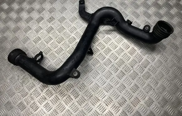 Skoda Octavia Mk2 (1Z) Intercooler hose/pipe 1K0945770AA 1K0145762
