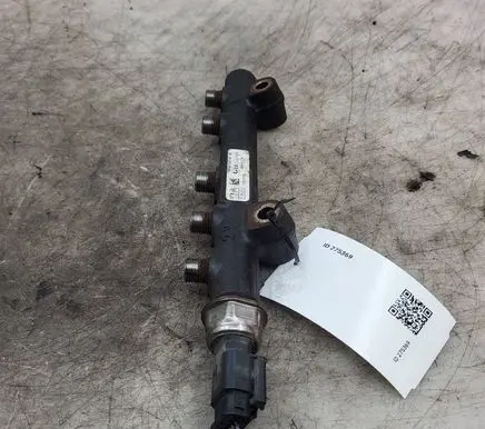Citroen C4 II Fuel main line pipe 9684753080 110272775 28497Z01