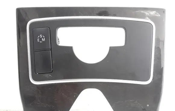 Mercedes-Benz CLS C218 X218 Other center console (tunnel) element A2186806007 A2186807207