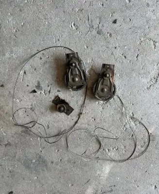 Opel Rekord C Front window lifting mechanism without motor 
