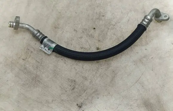 Opel Corsa F Air conditioning (A/C) pipe/hose 39185241 453258113