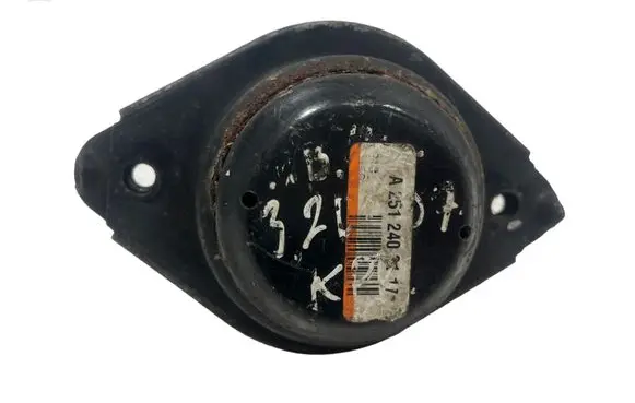 Mercedes-Benz ML W164 Engine mount bracket A2512402117