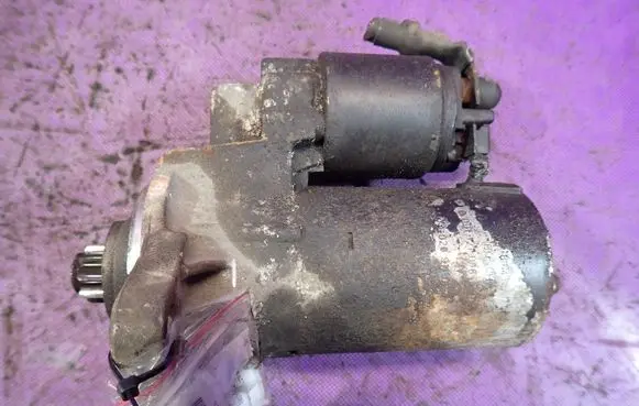 Volkswagen Golf IV Starter motor 0001121006