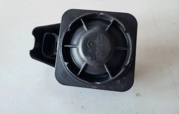 Skoda Superb B8 (3V) Alarm system siren 5Q0951605A