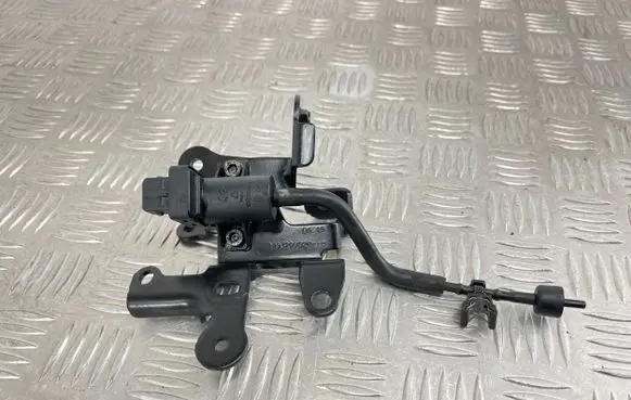 Nissan Qashqai Turbo solenoid valve 149329902R