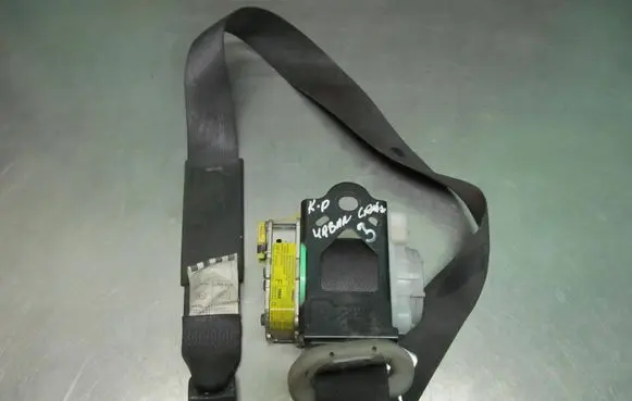 Toyota Urban Cruiser (XP110) Front seatbelt TKAF2EF755P 05142009