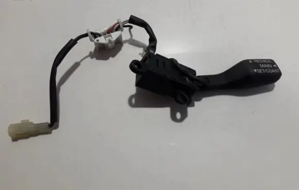 Lexus LS 460 - 600H Cruise control switch 