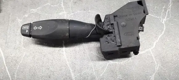 Ford Focus Fog light switch 98AG13335BG