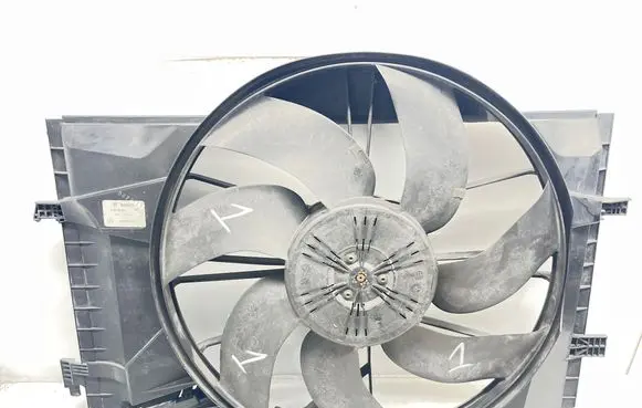 Mercedes-Benz SLK R171 Electric radiator cooling fan A2035000493