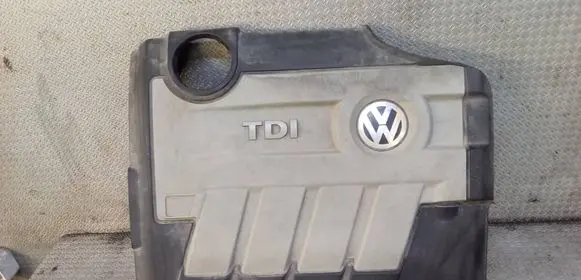Volkswagen Golf VI Engine cover (trim) 03L103925AD