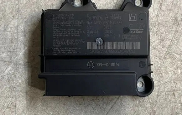 Iveco Daily 6th gen Airbag control unit/module 5801572586