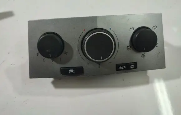 Opel Astra H Climate control unit 901512480005