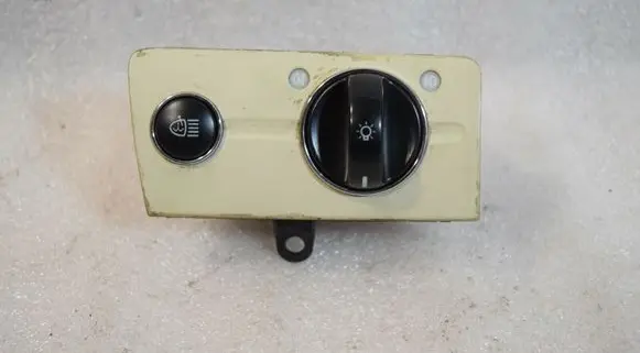 Mercedes-Benz E W211 Light switch 2115450104