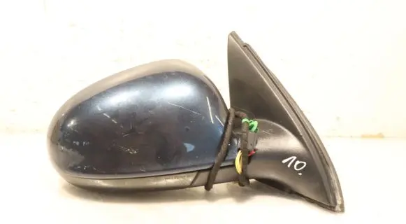 Volkswagen Jetta V Front door electric wing mirror