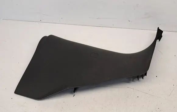 Mercedes-Benz C W204 (B) pillar trim (bottom) A1696800206