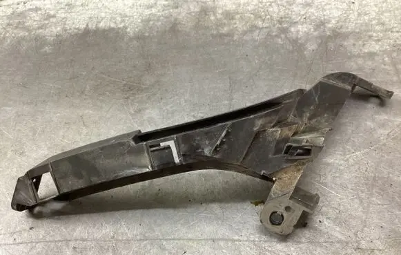 Honda CR-V Headlight/headlamp mounting bracket 71190SWA