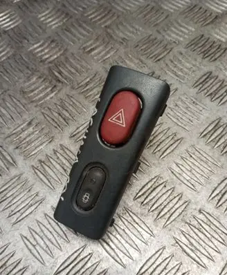 Renault Laguna I Hazard light switch