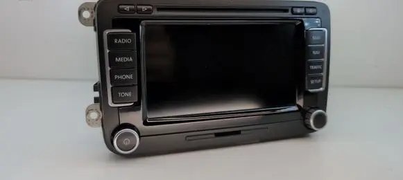 Volkswagen PASSAT B6 Radio/CD/DVD/GPS head unit 7F0035686A