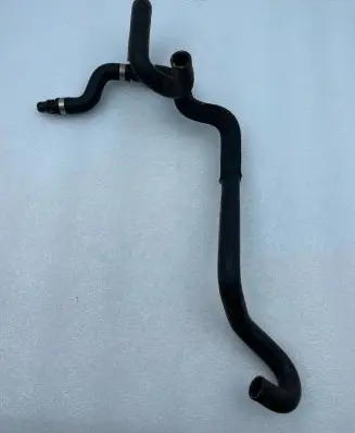 Mercedes-Benz GLC X253 C253 Engine coolant pipe/hose A2538305600