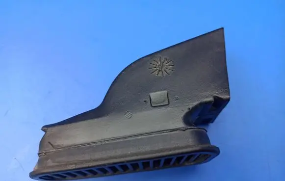 Jaguar XJS Dashboard side air vent grill/cover trim BEC11361