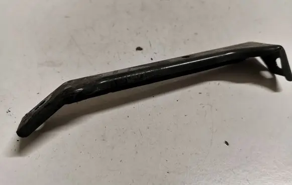 Radiator support slam panel bracket