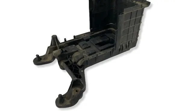 Volkswagen Touran I Battery box tray 1K0915333B 1K0915336