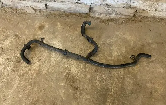 Brake vacuum hose/pipe