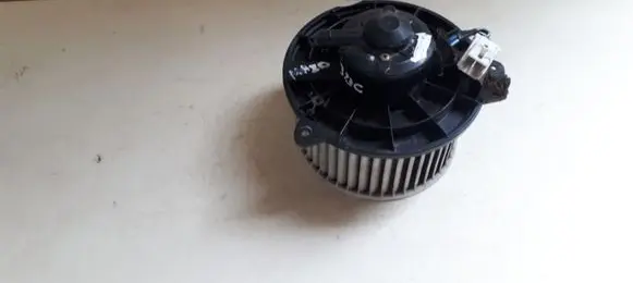 Mazda 323 Heater fan/blower 8940000060