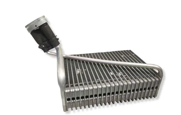 Volkswagen PASSAT B5 Air conditioning (A/C) radiator (interior) 8D1820103D
