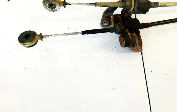 Opel Zafira B Gear shift cable linkage 
